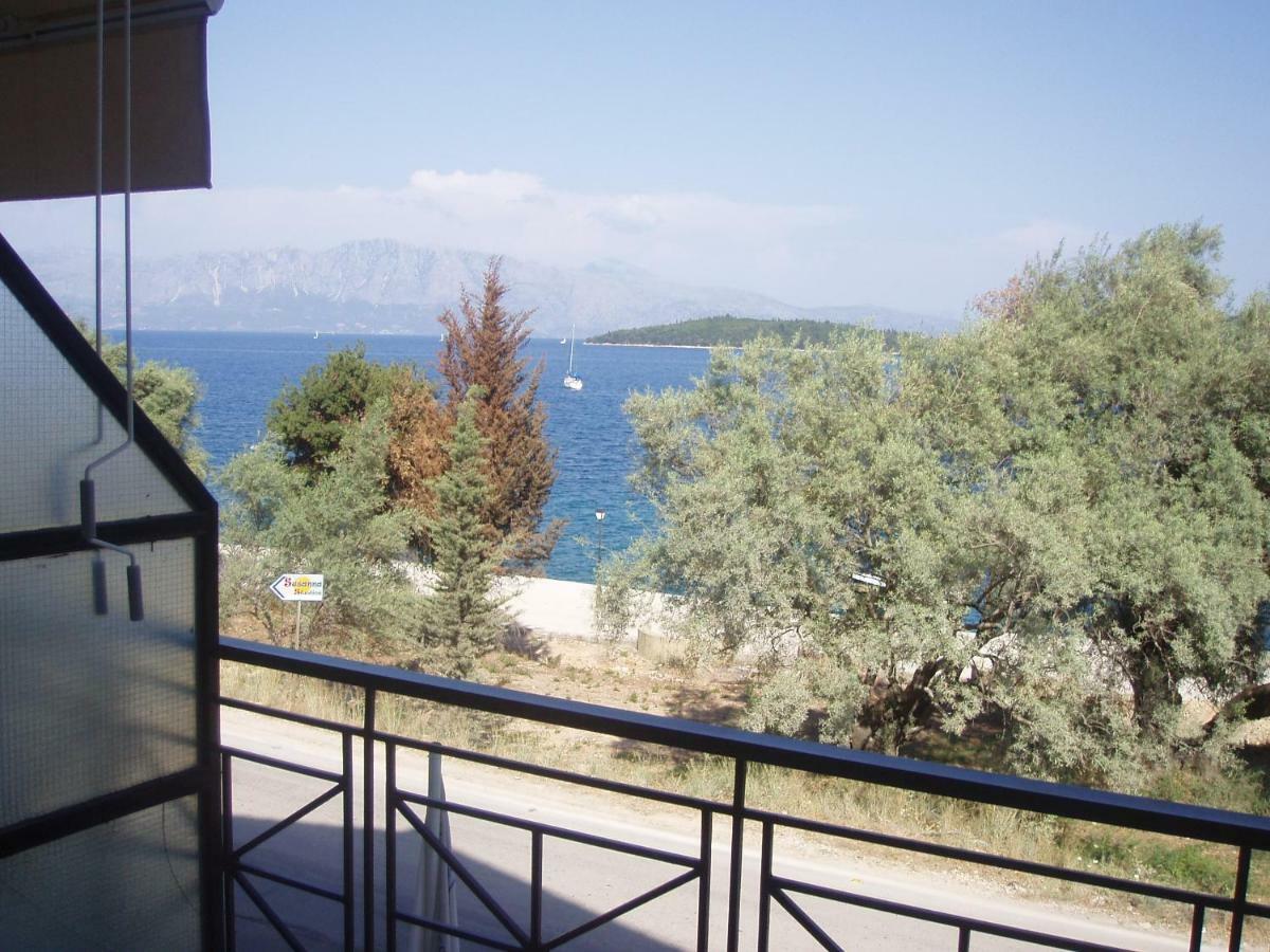 Sailors Apartments Perigiali Nydri (Lefkada) Esterno foto